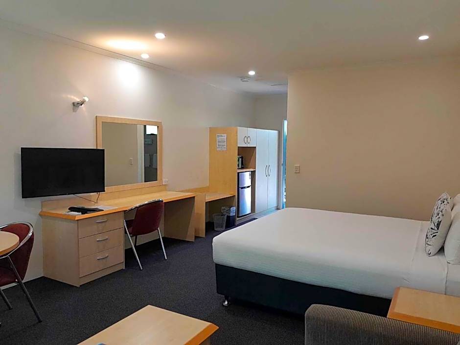 Red Bridge Motor Inn