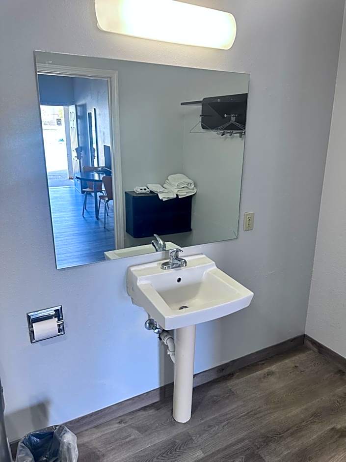 The Beaverhead Lodge