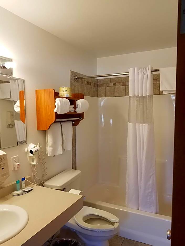 Black Hawk Motel & Suites