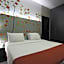 Hotel 35 Rooms