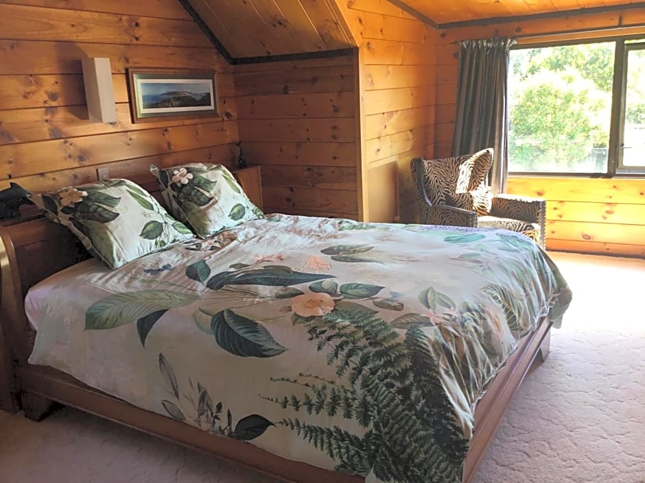 Norfolk Gardens Bed and Breakfast