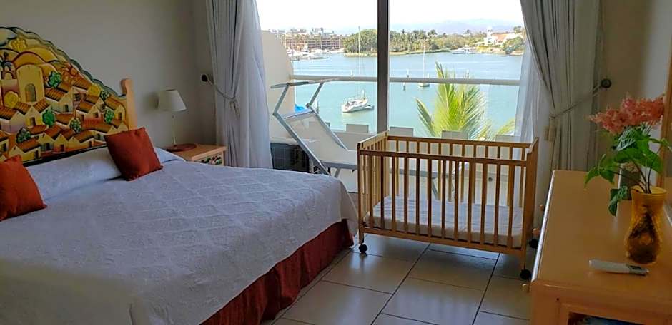 Marina Banderas Suites Hotel Boutique