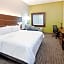 Holiday Inn Express & Suites Rancho Mirage