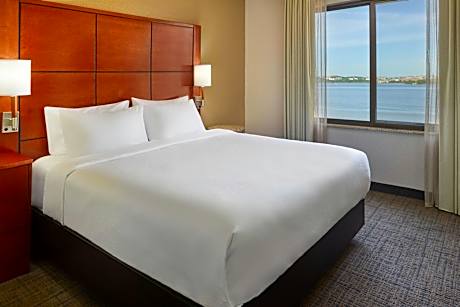 King 2 Bedroom Suite, 2 Bedroom Suite, Bedroom 1: 1 King, Bedroom 2: 1 King, Sofa bed