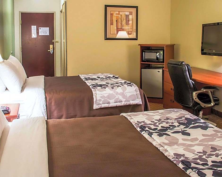 Sleep Inn And Suites At Six Flags