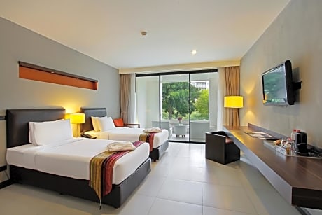 Deluxe Double or Twin Room