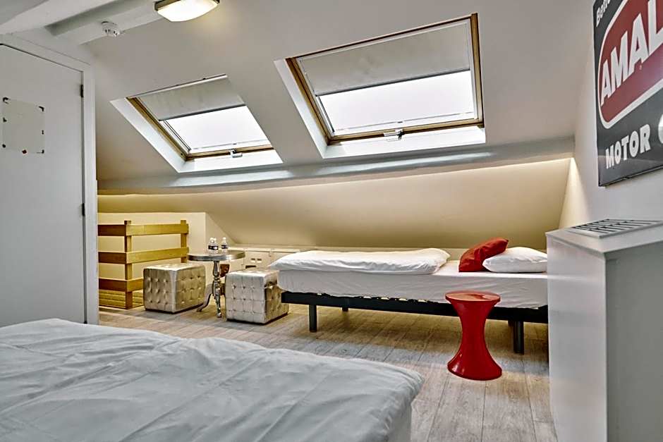 The Legacy by 2GO4 City Center