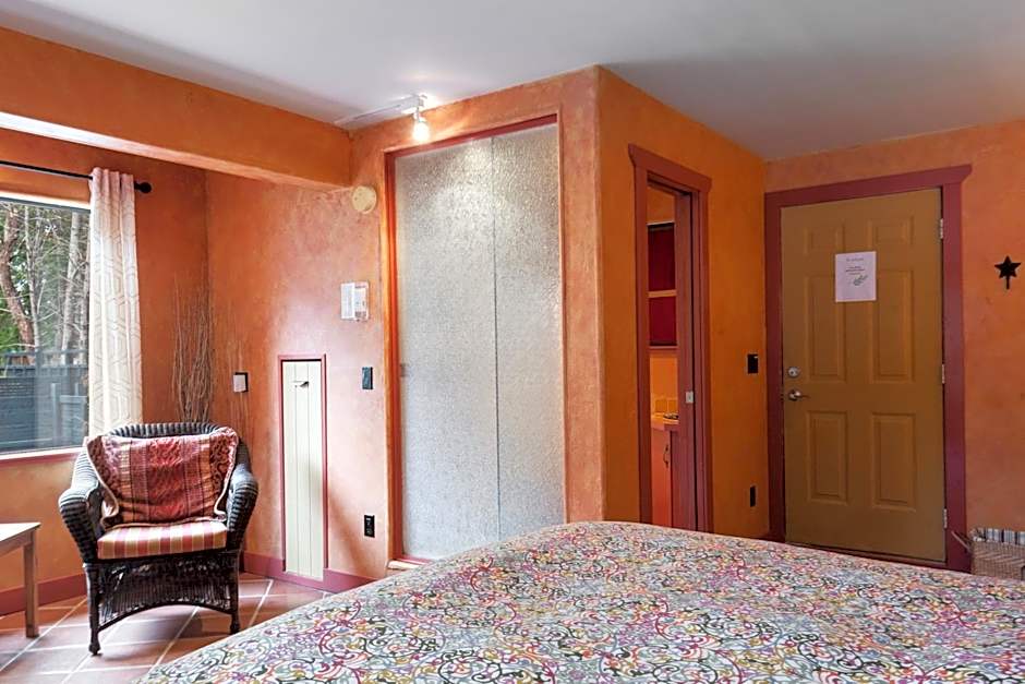 Salt Spring Carriage House B&B