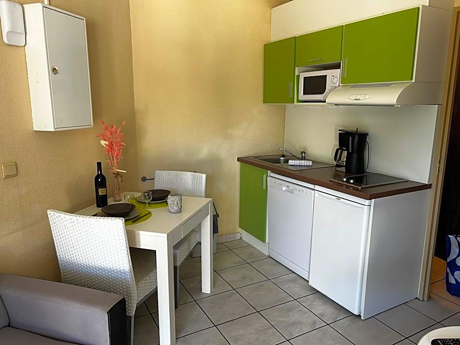 Lagrange Grand Bleu Vacances – Résidence Les Jardins de Neptune