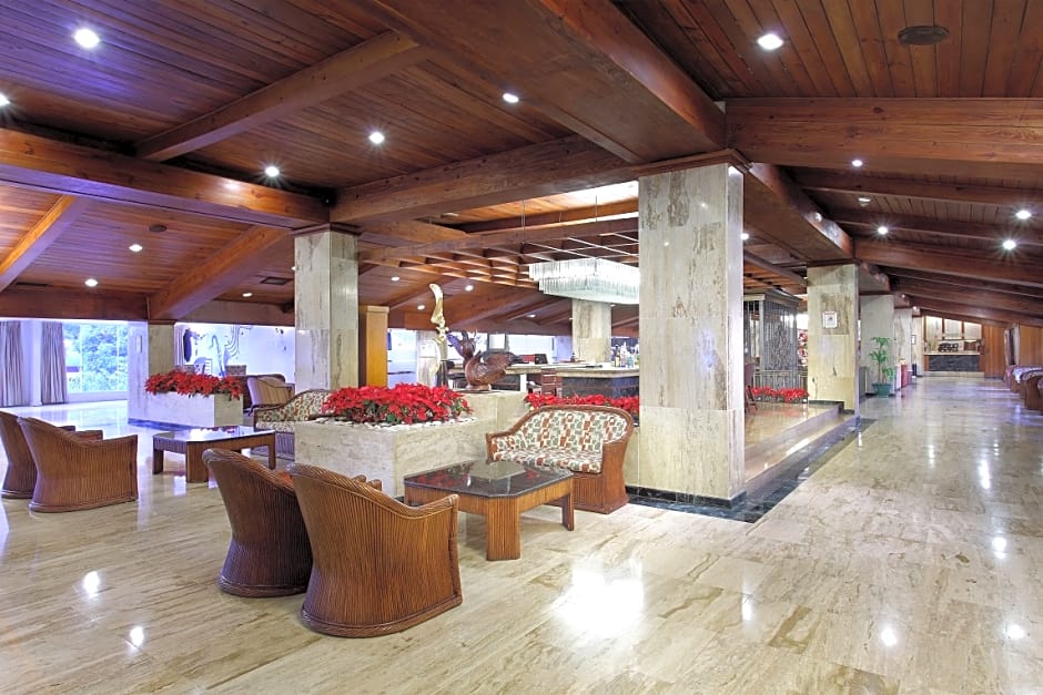 Dominican Fiesta Hotel