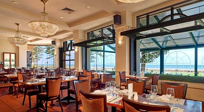 Stamford Grand Adelaide