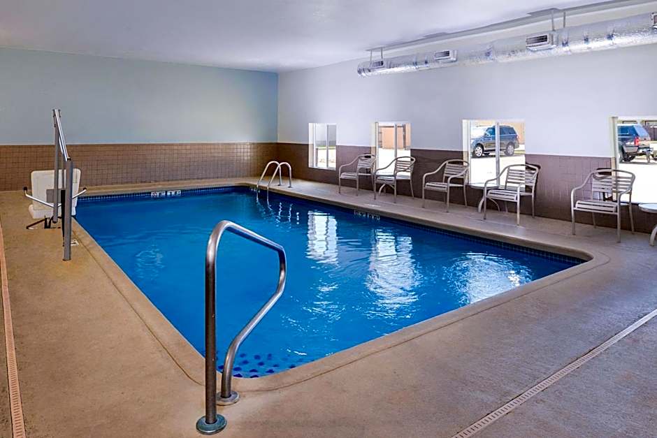 Holiday Inn Express & Suites Joplin Southeast by IHG