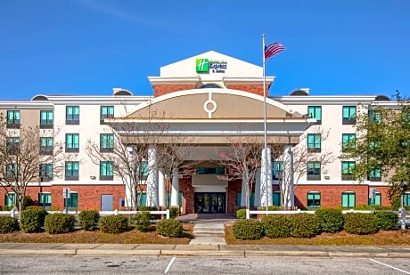 Holiday Inn Express Hotel & Suites Gulf Shores, an IHG Hotel