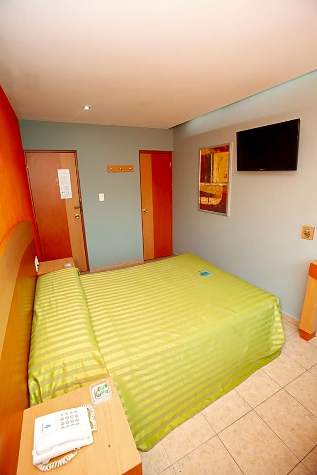 Hotel Lira - Sólo Adultos