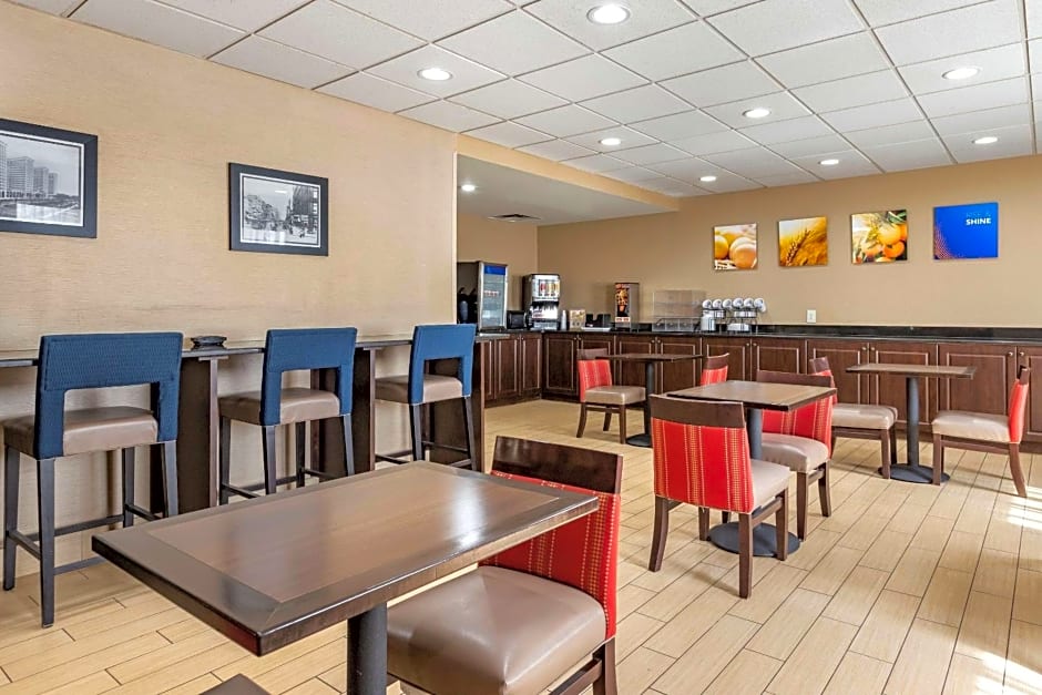 Comfort Inn Warren