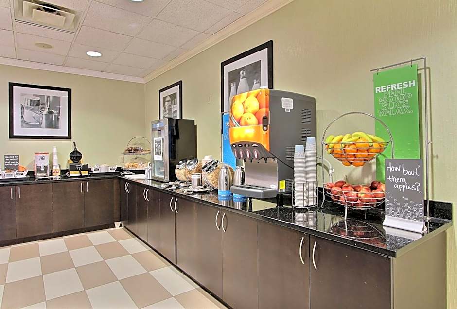 Hampton Inn By Hilton Savannah-I-95/Richmond Hill