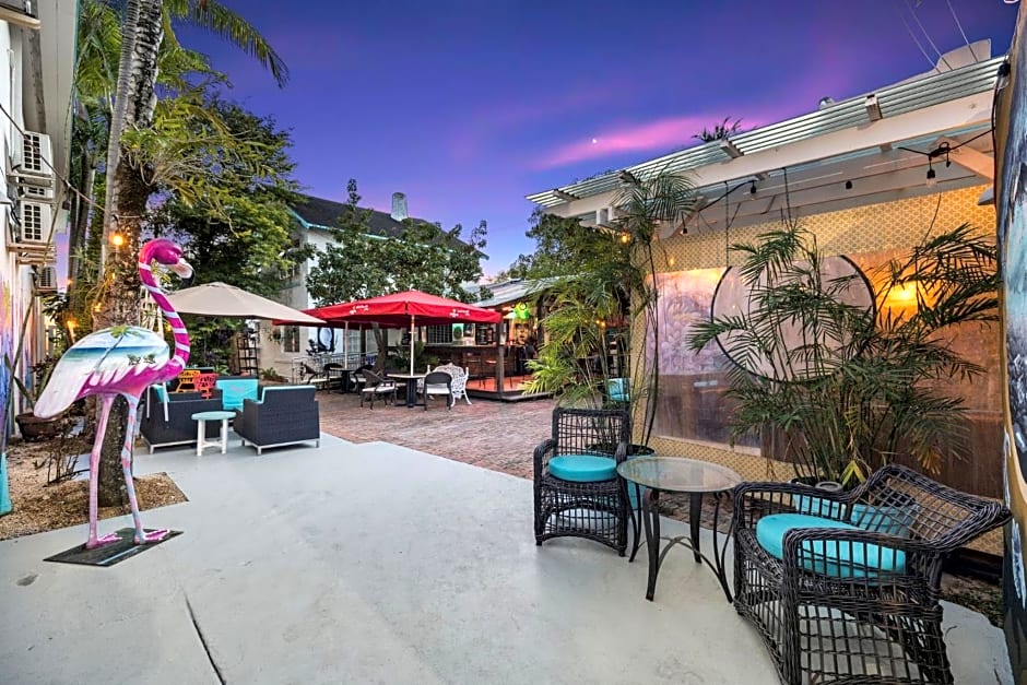 The New Yorker Miami Hotel