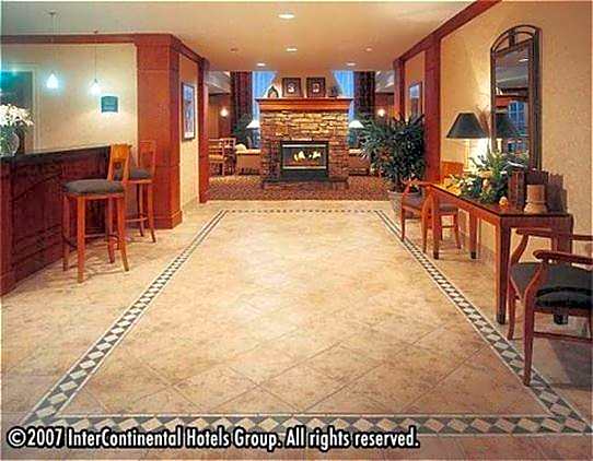 Staybridge Suites Oakville Burlington By IHG