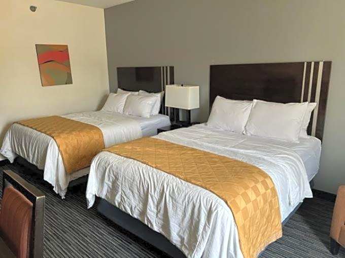 American Inn And Suites Houghton Lake