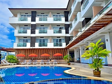 First Residence Hotel