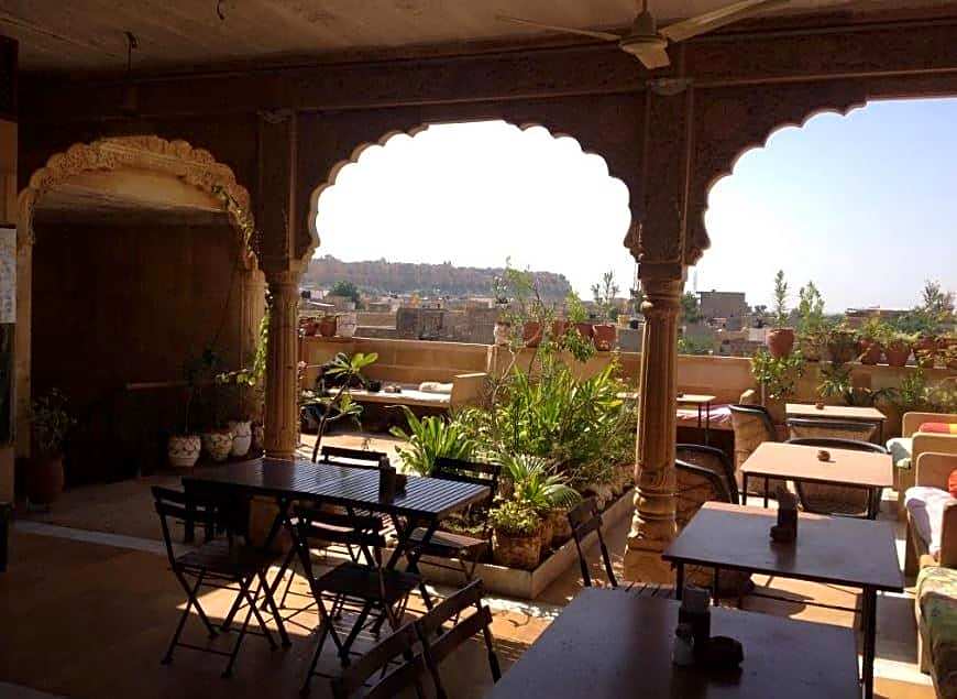 Hotel Pol Haveli