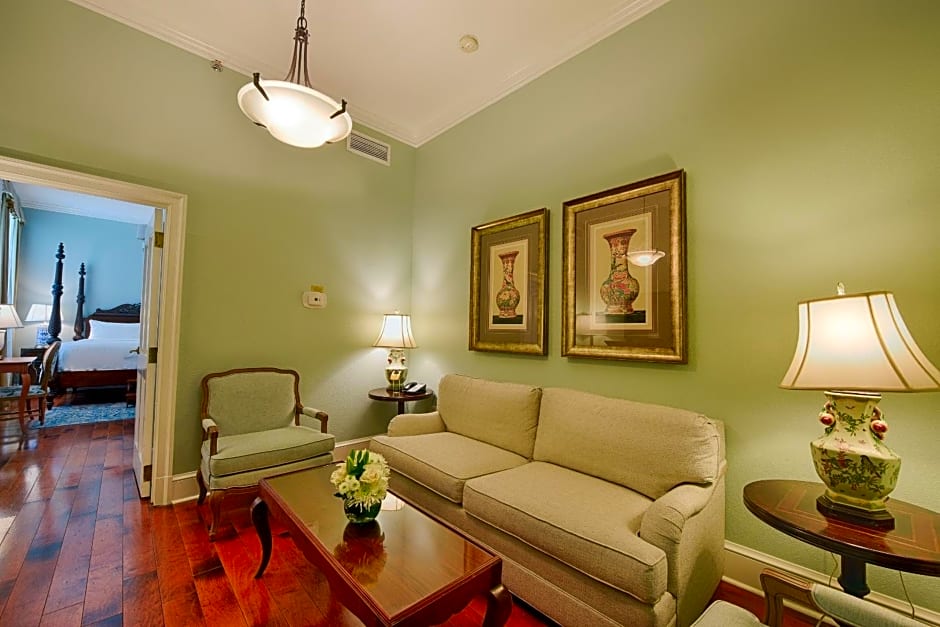 voco St. James Hotel By IHG