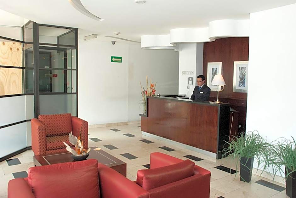 Hotel & Suites PF