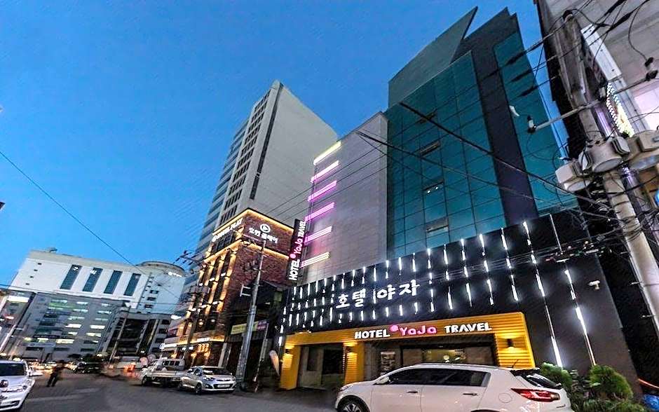 Hotel H2