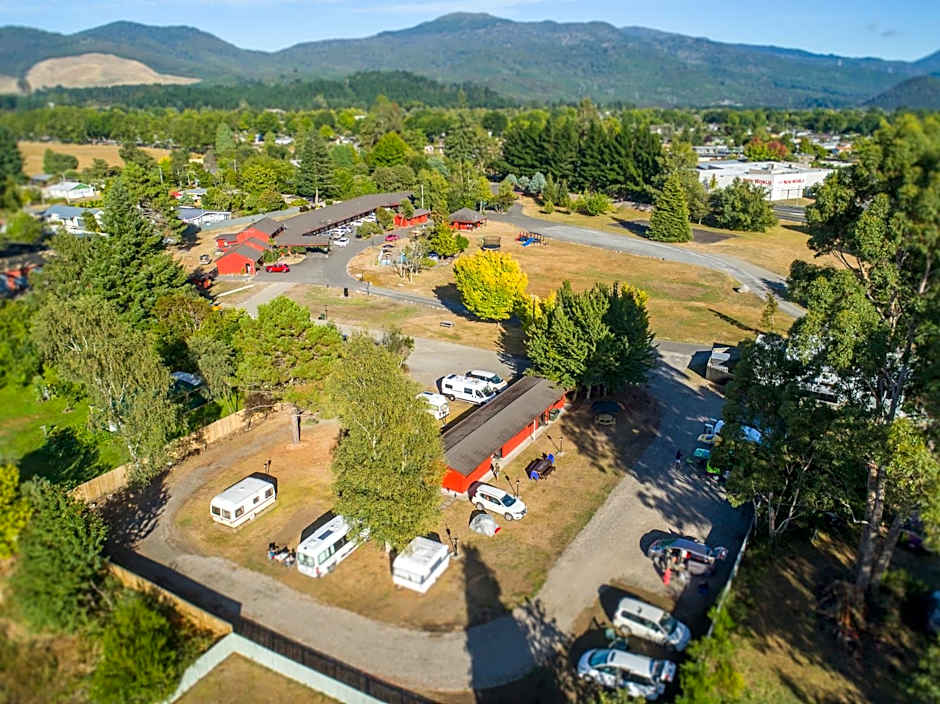 Parklands Motorlodge & Holiday Park