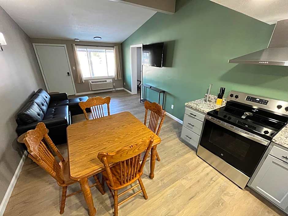 Valley Inn and Suites