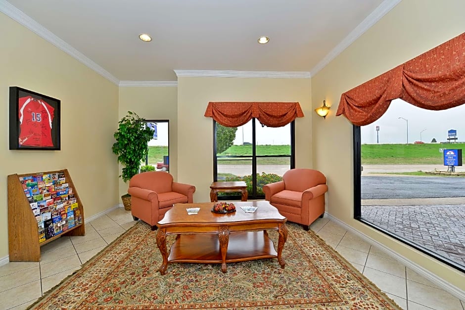 Americas Best Value Inn Hillsboro