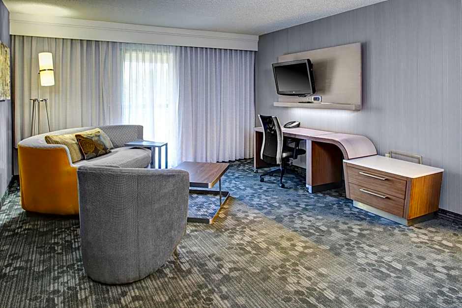 Courtyard by Marriott Cleveland Westlake