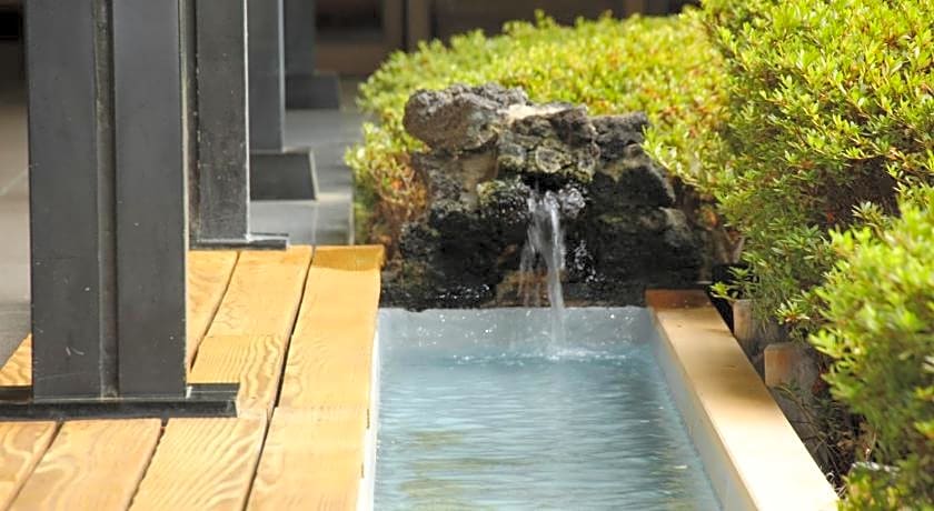 Raki House Kaiji