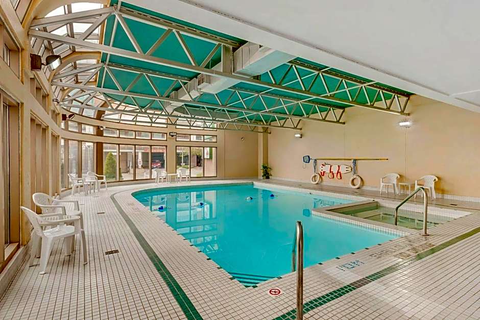 Quality Hotel Fallsview Cascade