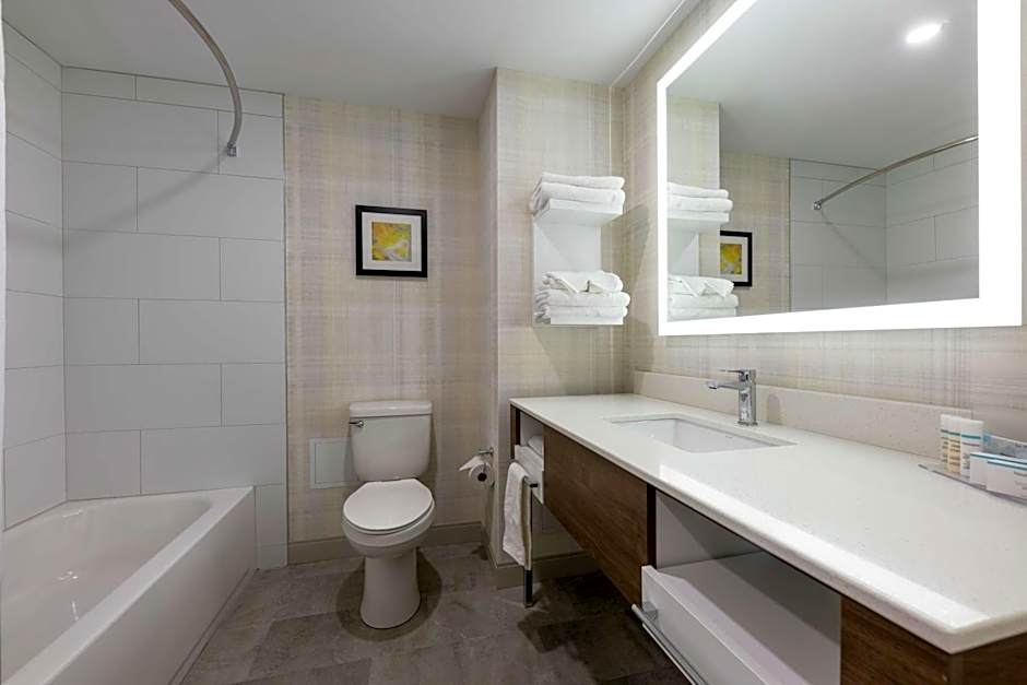 Hampton Inn By Hilton & Suites Charlottetown, PE