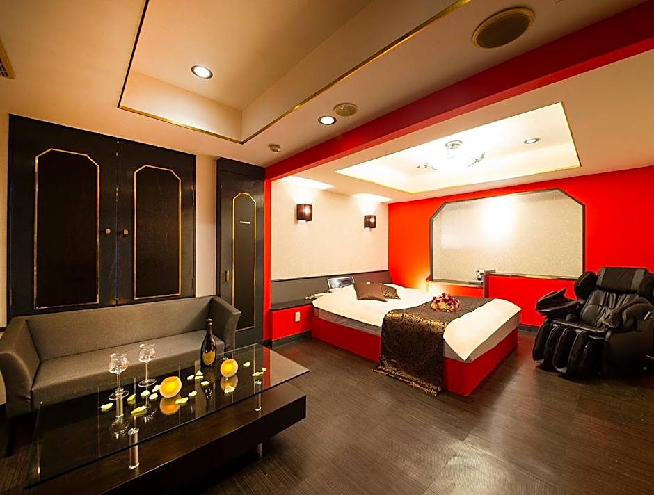 Hotel Gee (Adult Only)