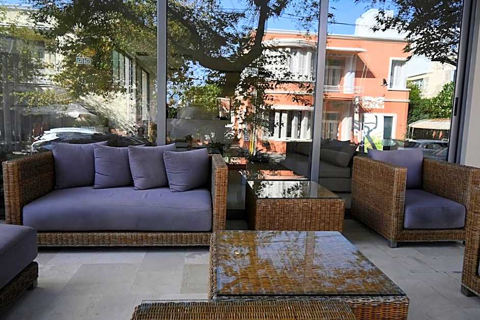 Angela Downtown Hotel