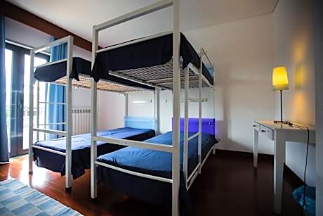 Quadruple Room with Bathroom