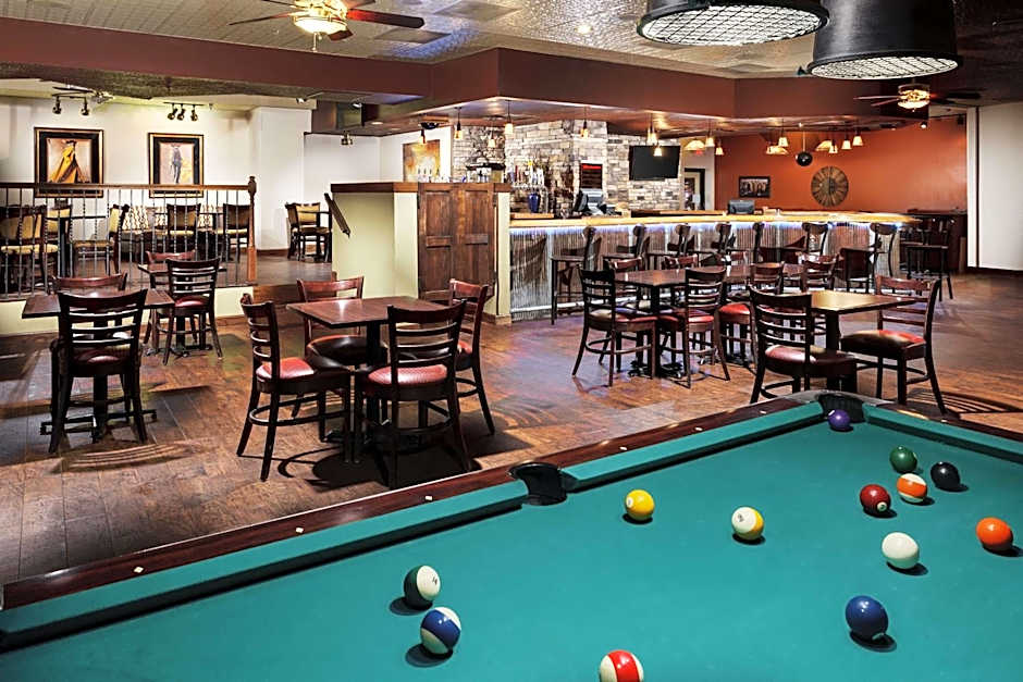 Roosevelt Grand Dakota, SureStay Collection by Best Western