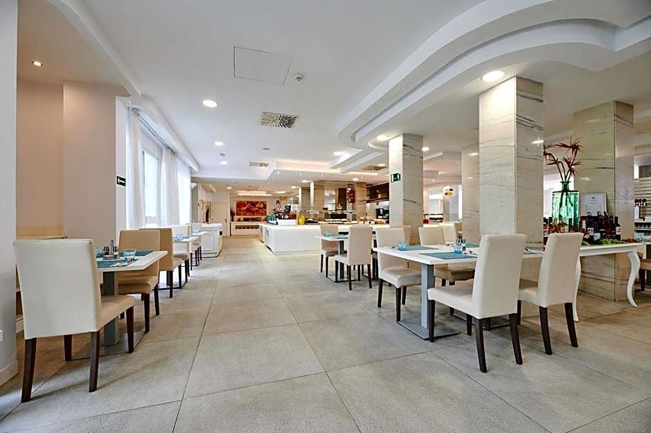 AluaSun Continental Park Hotel & Apartments