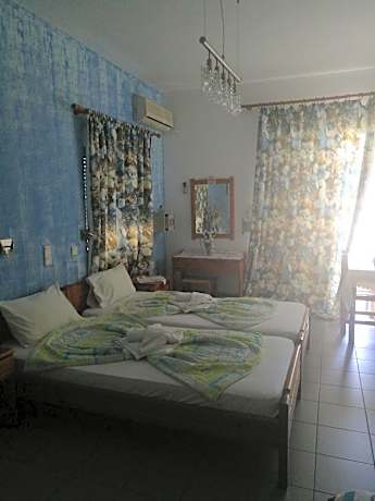 Studio Apartment with Sea View