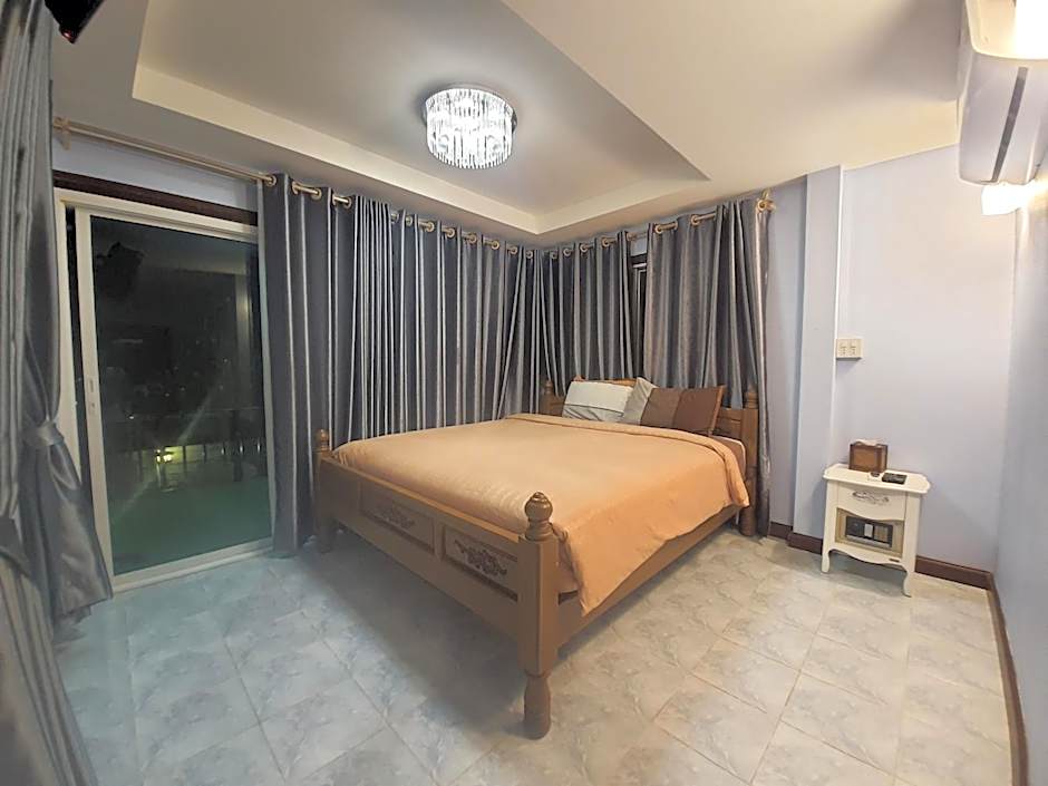 Pan Din Boutique Guest House
