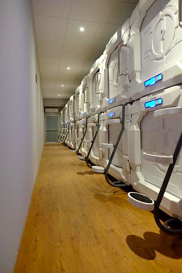 izZzleep Aeropuerto Terminal 2