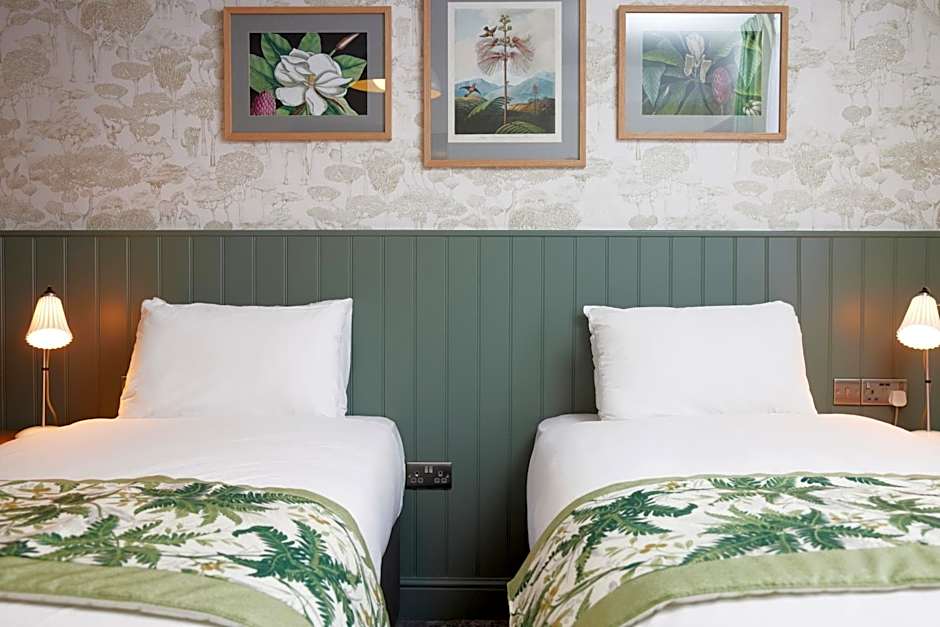 The Kings Head Wroxham by Greene King Inns