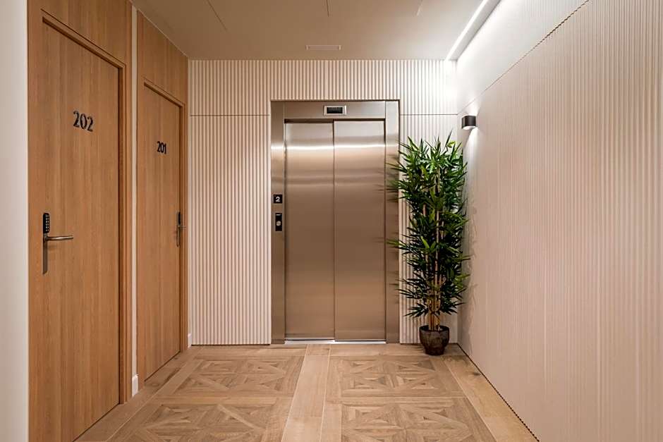 Aerohotel Barcelona Airport 24h