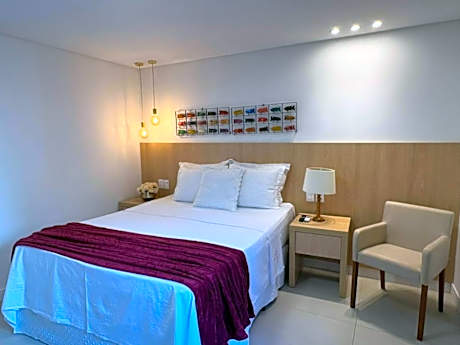 Deluxe Queen Room