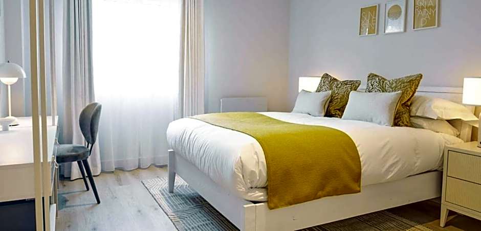 Photo 1 of 7 of Double Room