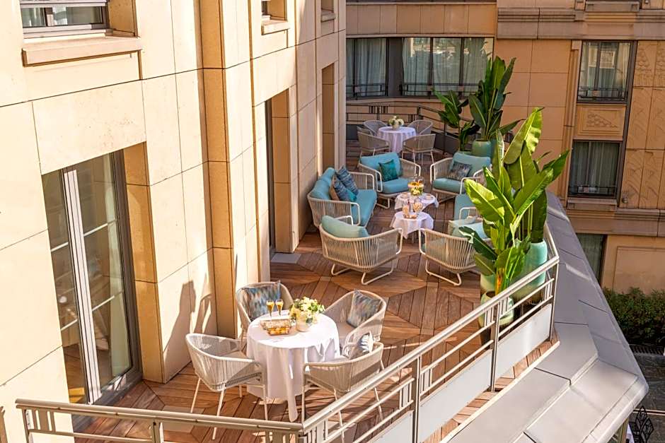 L'Hotel du Collectionneur Paris