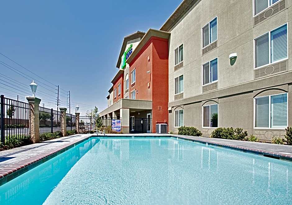 Holiday Inn Express Hotel & Suites Modesto-Salida By IHG
