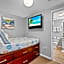 Pink Sunsets at the Palms of Destin Across from Beach, Heated Pool Shuttle & Dining